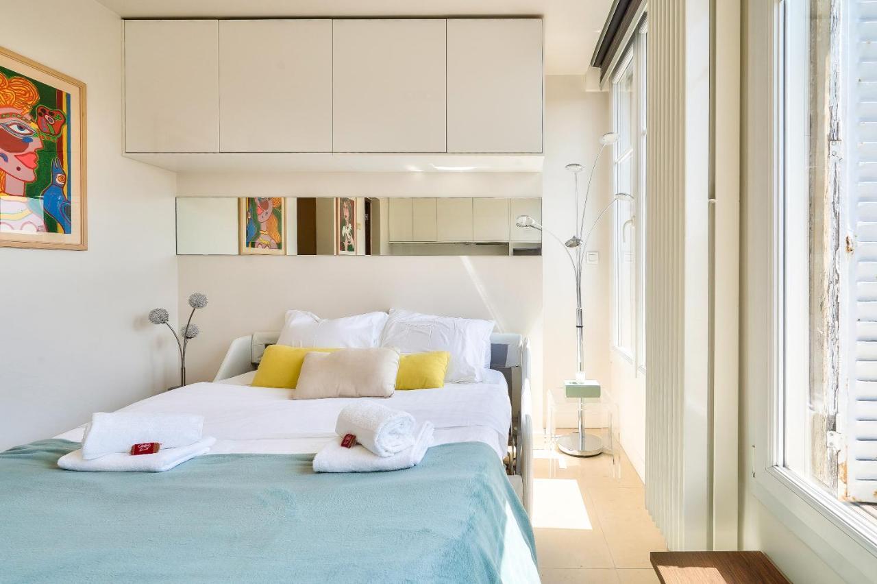 Designed Studio With Ac-Terrasse Vue Tour Eiffel Parigi Esterno foto