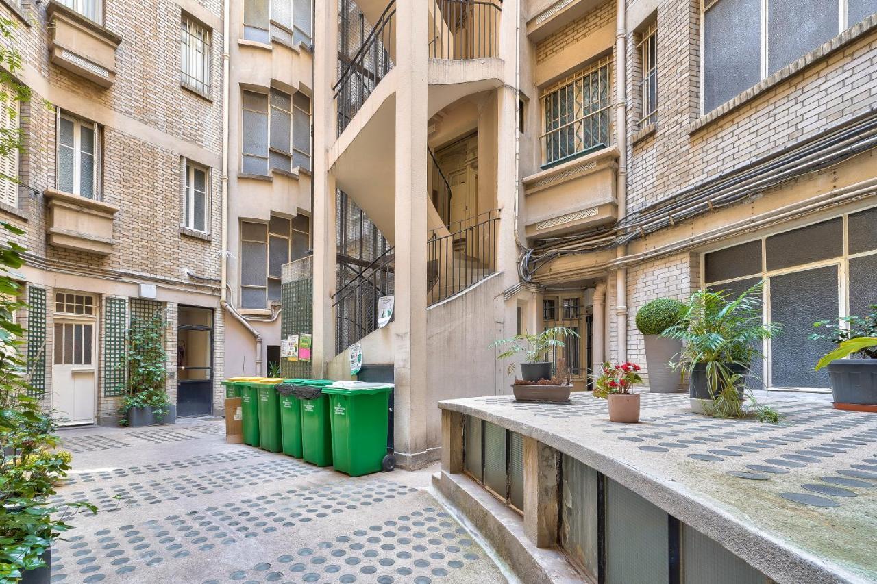 Designed Studio With Ac-Terrasse Vue Tour Eiffel Parigi Esterno foto