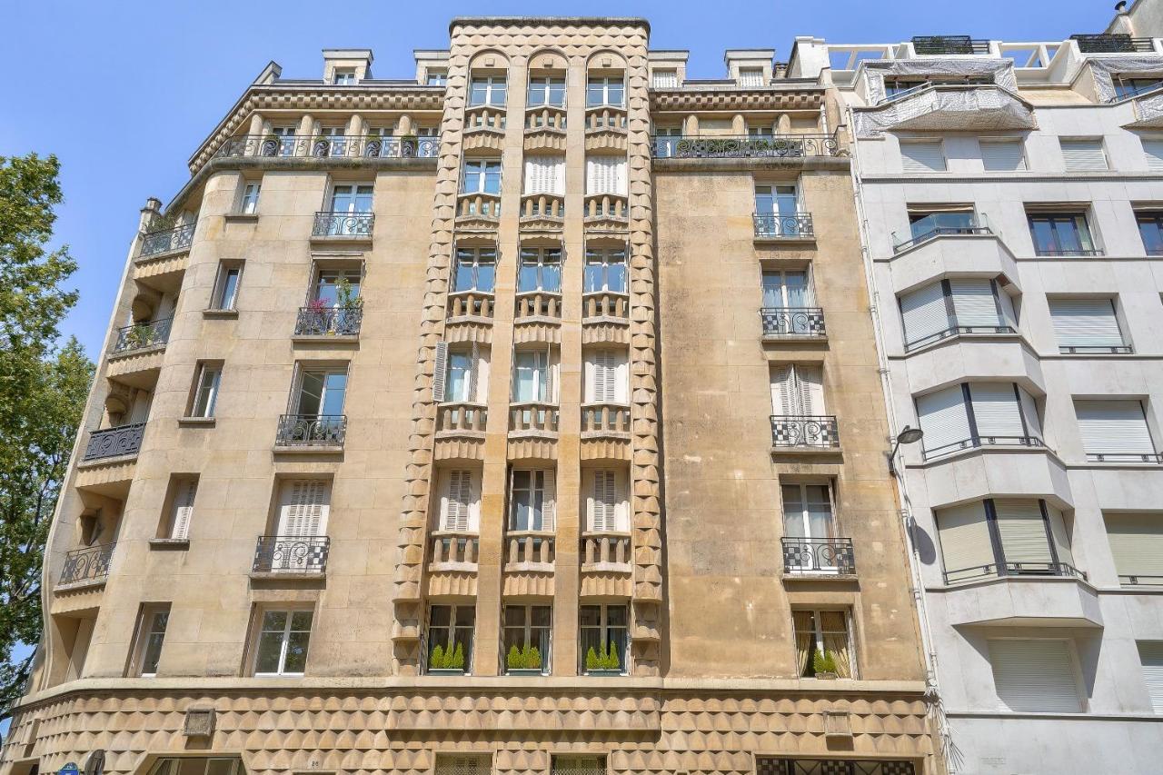 Designed Studio With Ac-Terrasse Vue Tour Eiffel Parigi Esterno foto